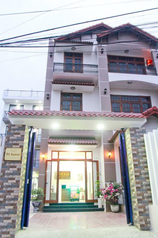 Tv House Hotel Đà Nẵng Ngoại thất bức ảnh